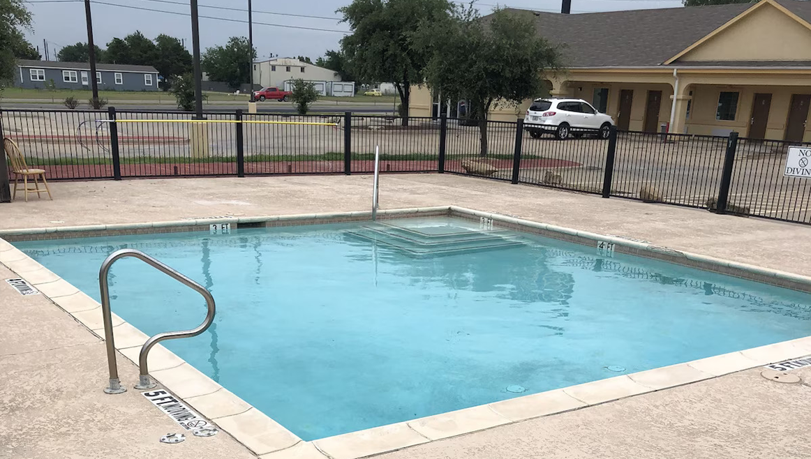 Whitesboro Inn & Suites Hotel Gallery Image
